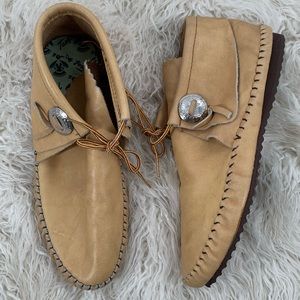 taos heritage moccasin